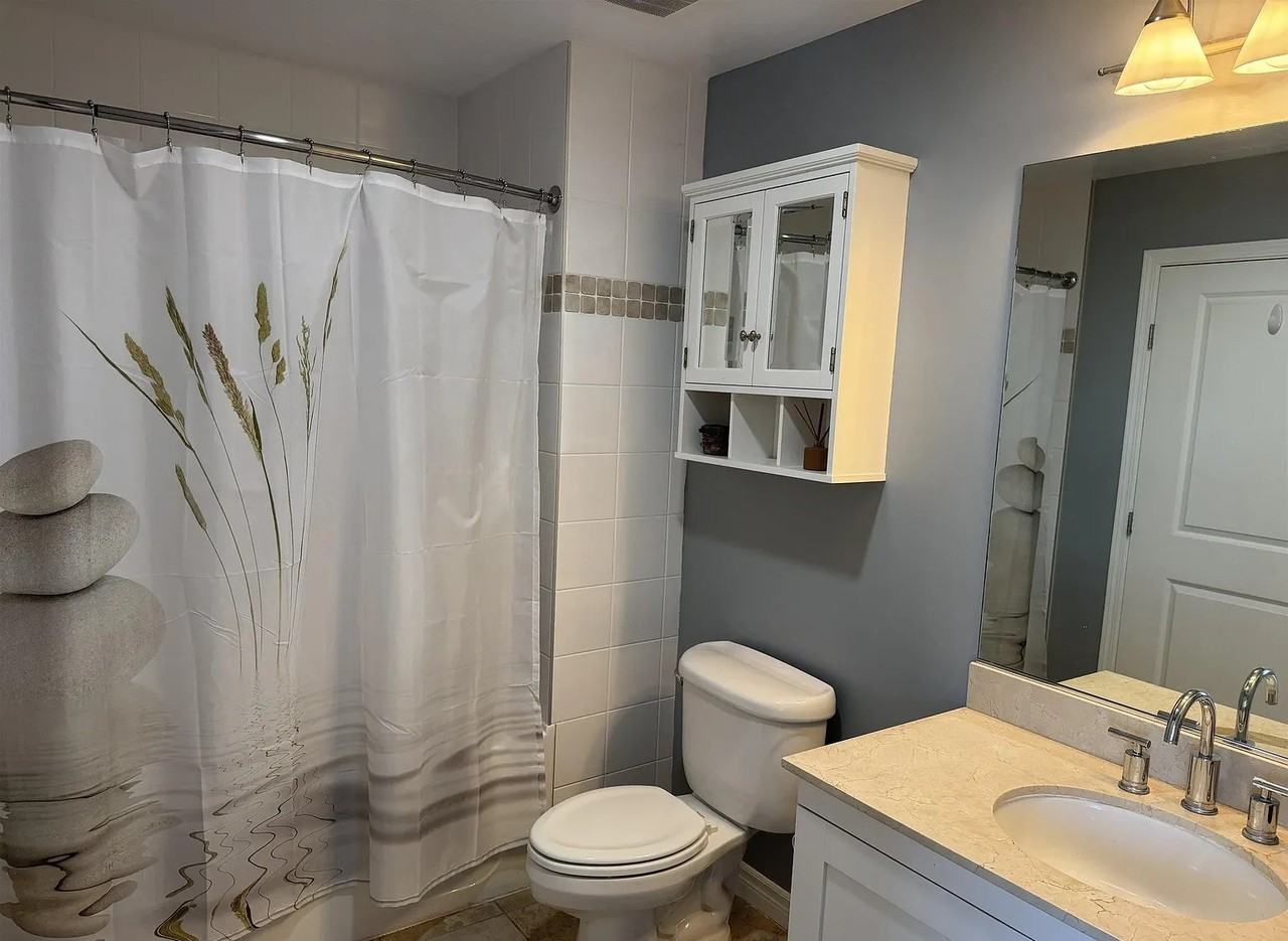 475 Redwood St #509 - Photo 5 of 8