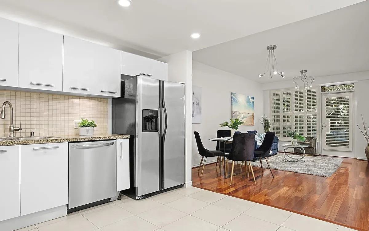 1431 Pacific Hwy #110 - Photo 7 of 31