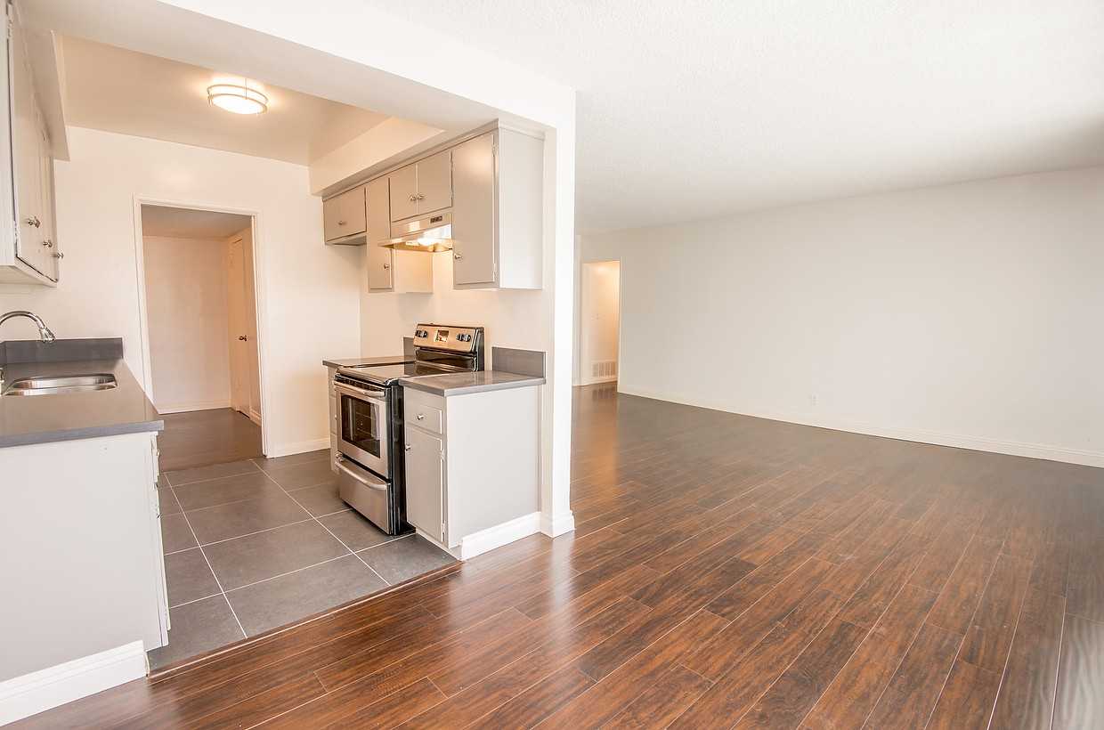 5118 De Longpre - Photo 5 of 29