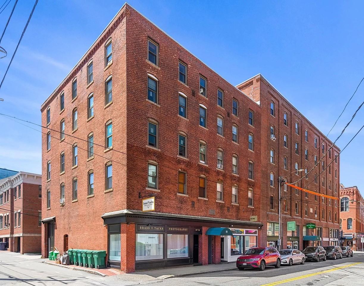 80 Fleet St #5-7 - Photo 3 of 13