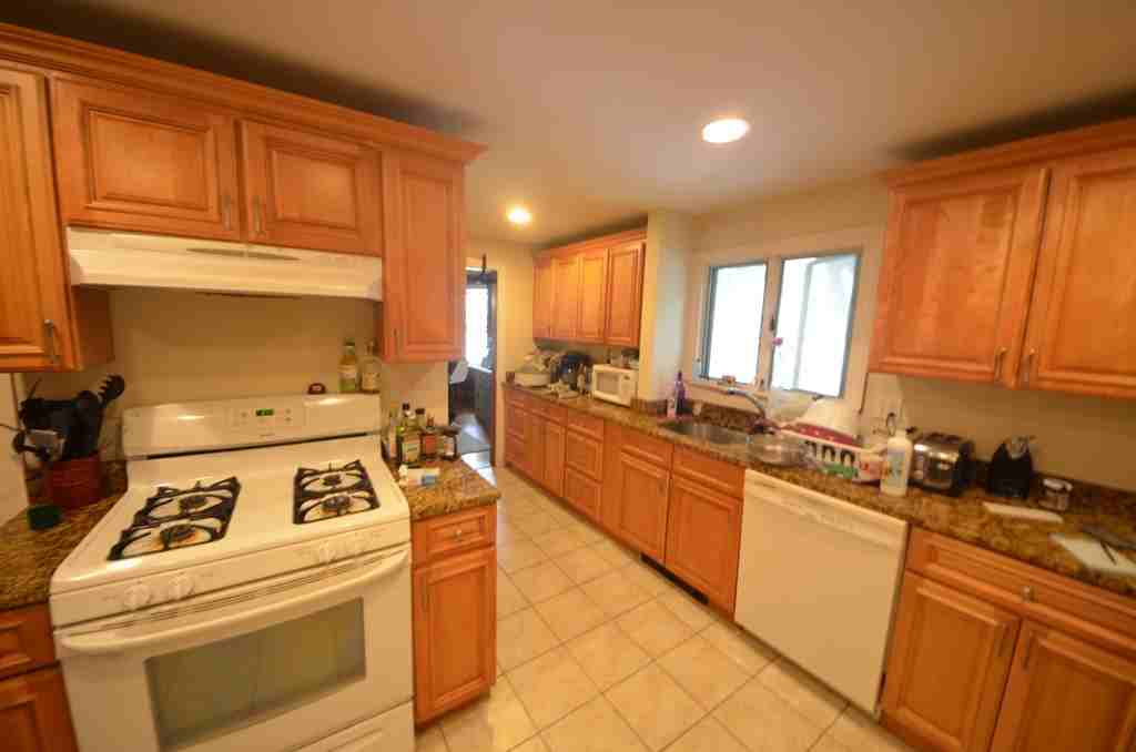 6 Oliva Rd #1 - Photo 6 of 10