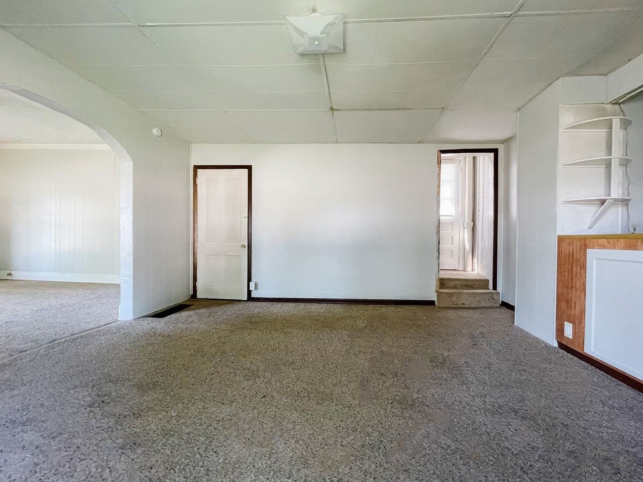 1242 Hunt St - Photo 3 of 20