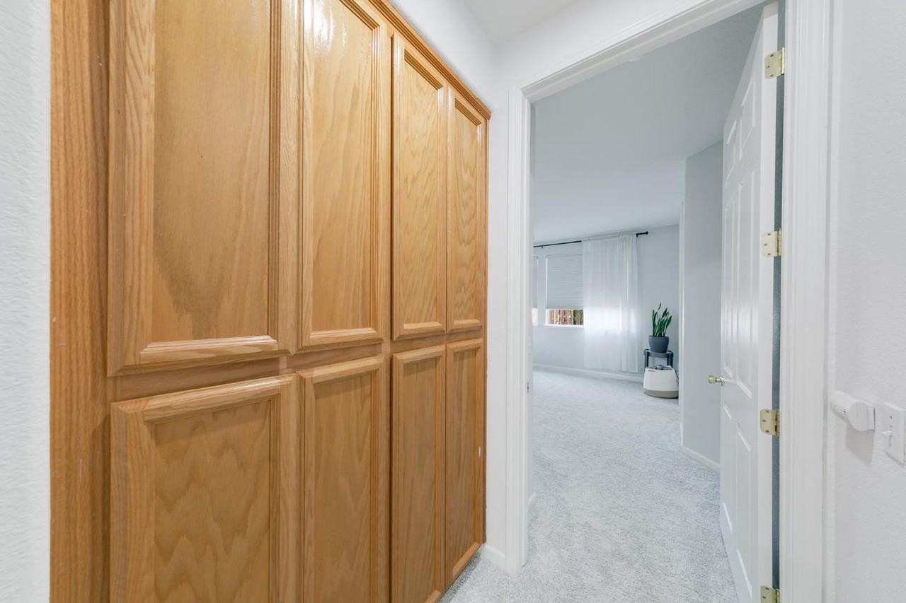 1536 Alicia Way - Photo 5 of 36