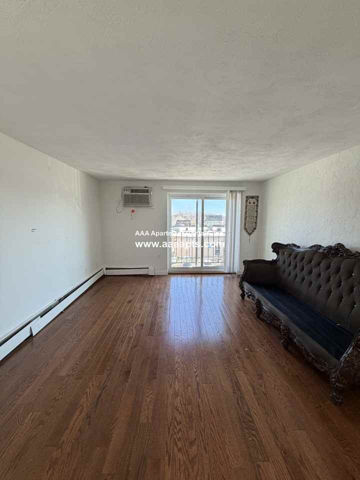 Park Ave #22 - Photo 5 of 16