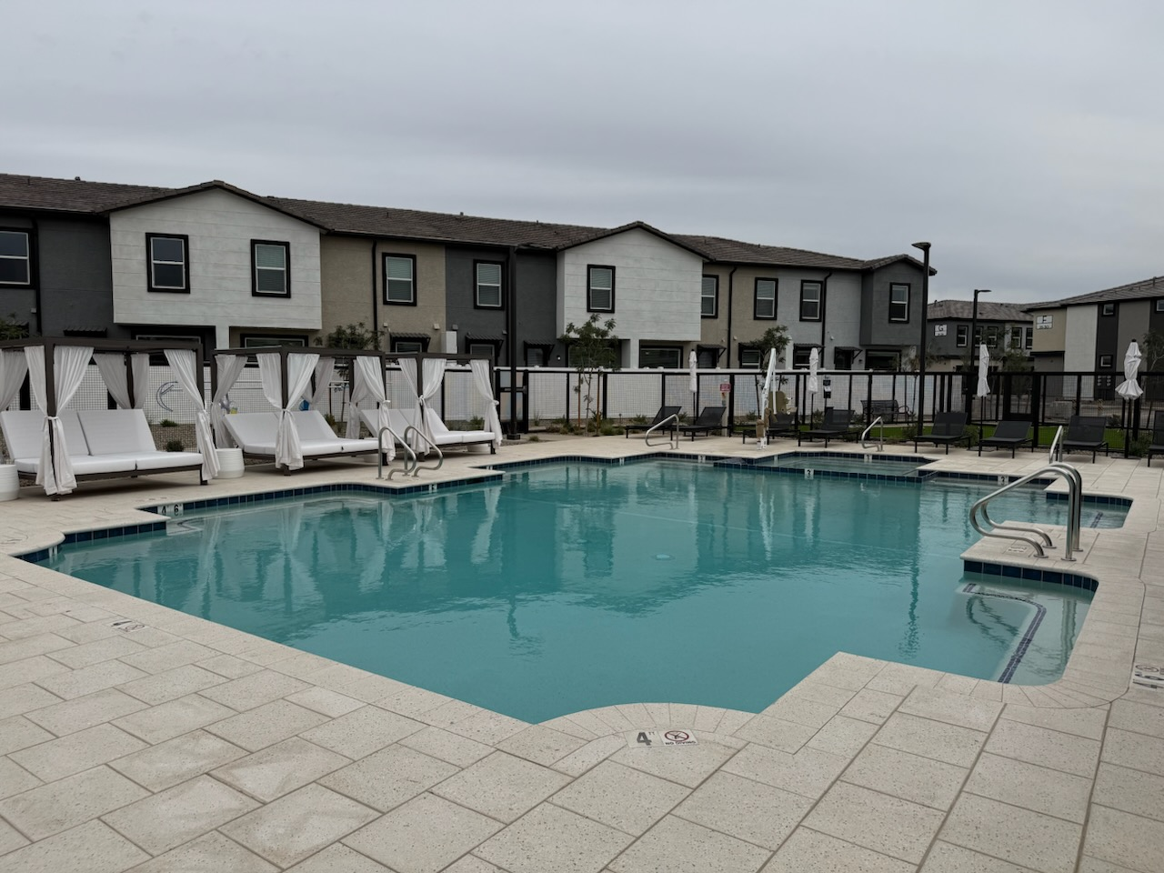Zenn Skyview - Photo 4 of 25
