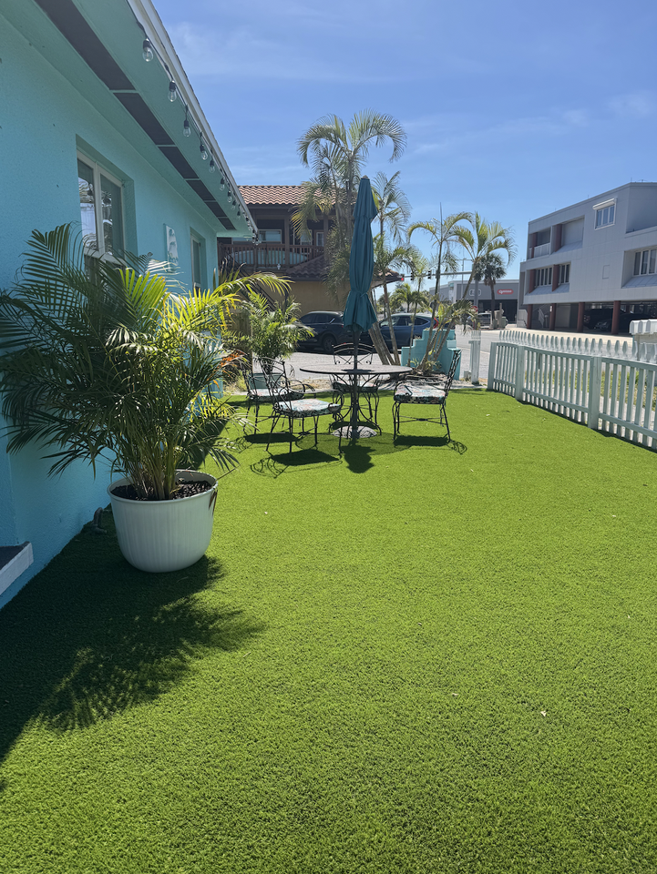 412 73rd Ave #1 - Photo 3 of 11