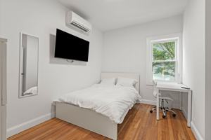 featured image of 32 Munroe St #4