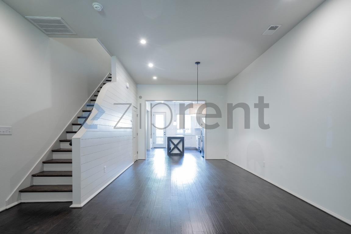 1346 Calash Ave - Photo 5 of 21