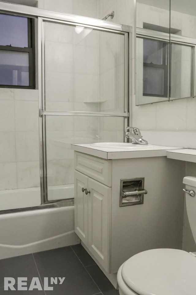E 46th St #4F - Photo 6 of 6