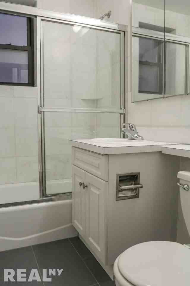 E 46th St #5D - Photo 6 of 6