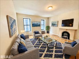W 55th St #4A - Photo 1 of 1