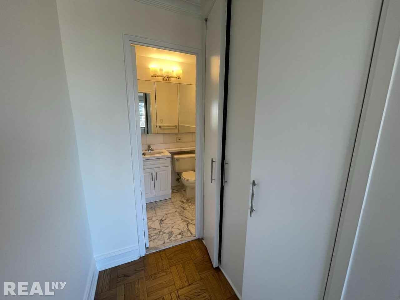 8th Ave #4L - Photo 3 of 7