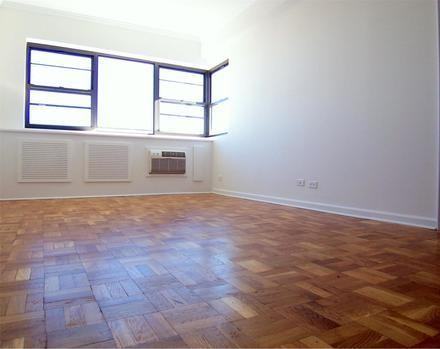 Beekman Pl #2F - Photo 3 of 5