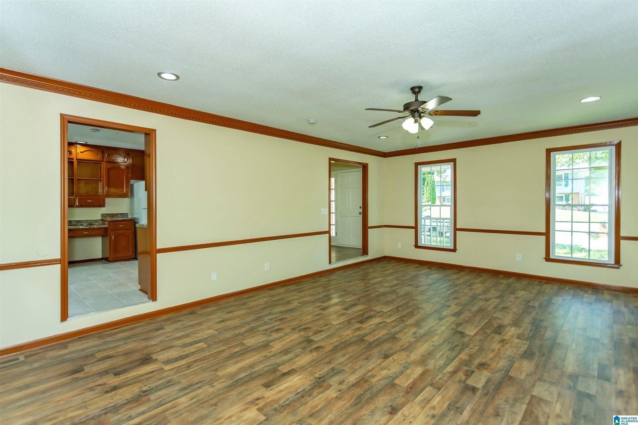 917 Dunridge Dr - Photo 6 of 13