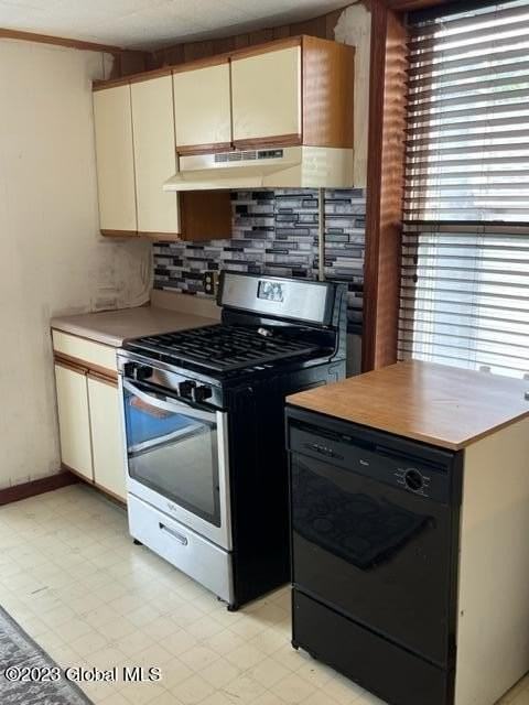 26 Lee St #2 - Photo 6 of 11