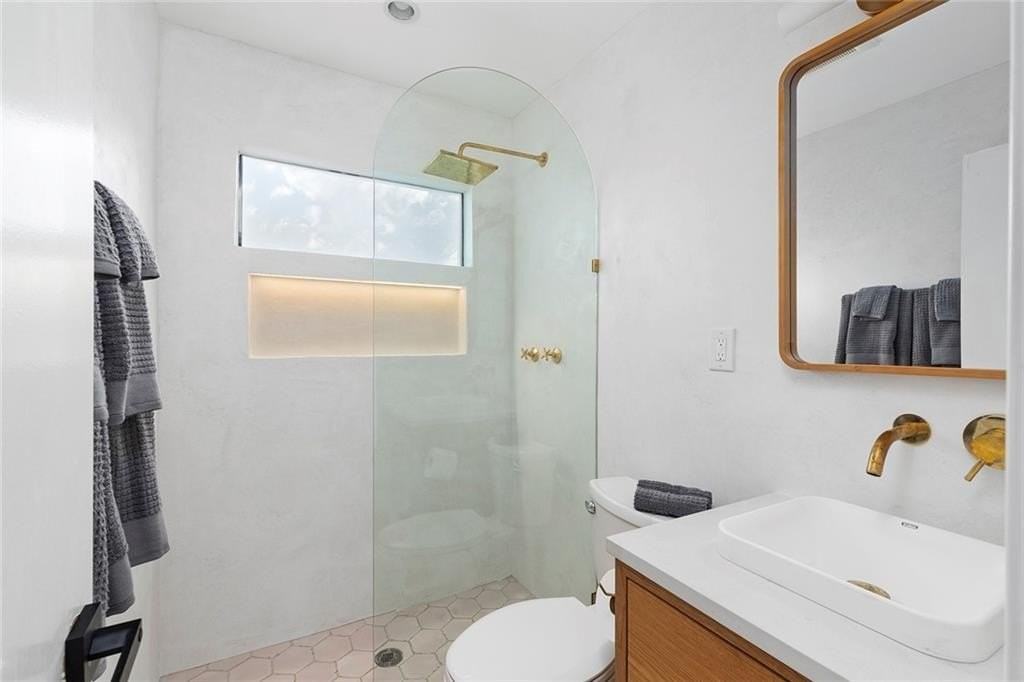 716 Stokeswood Ave Se #2B - Photo 7 of 24