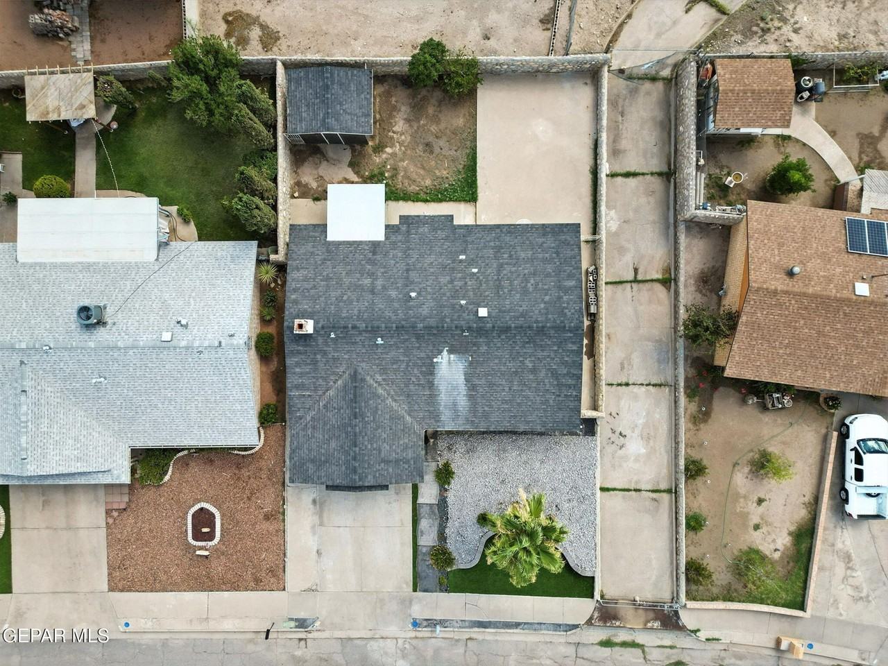 329 Sereno Dr - Photo 2 of 18