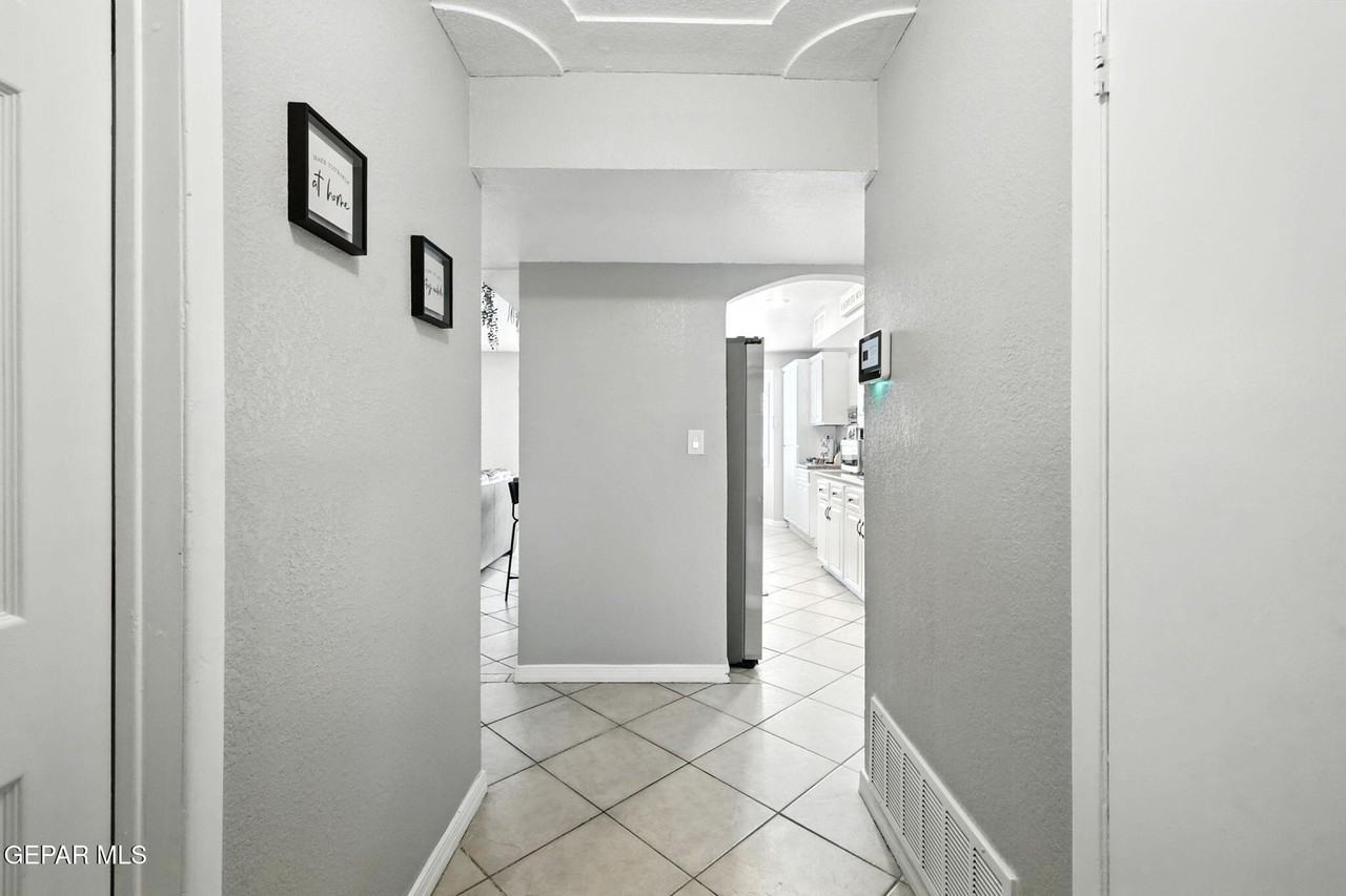 329 Sereno Dr - Photo 4 of 18