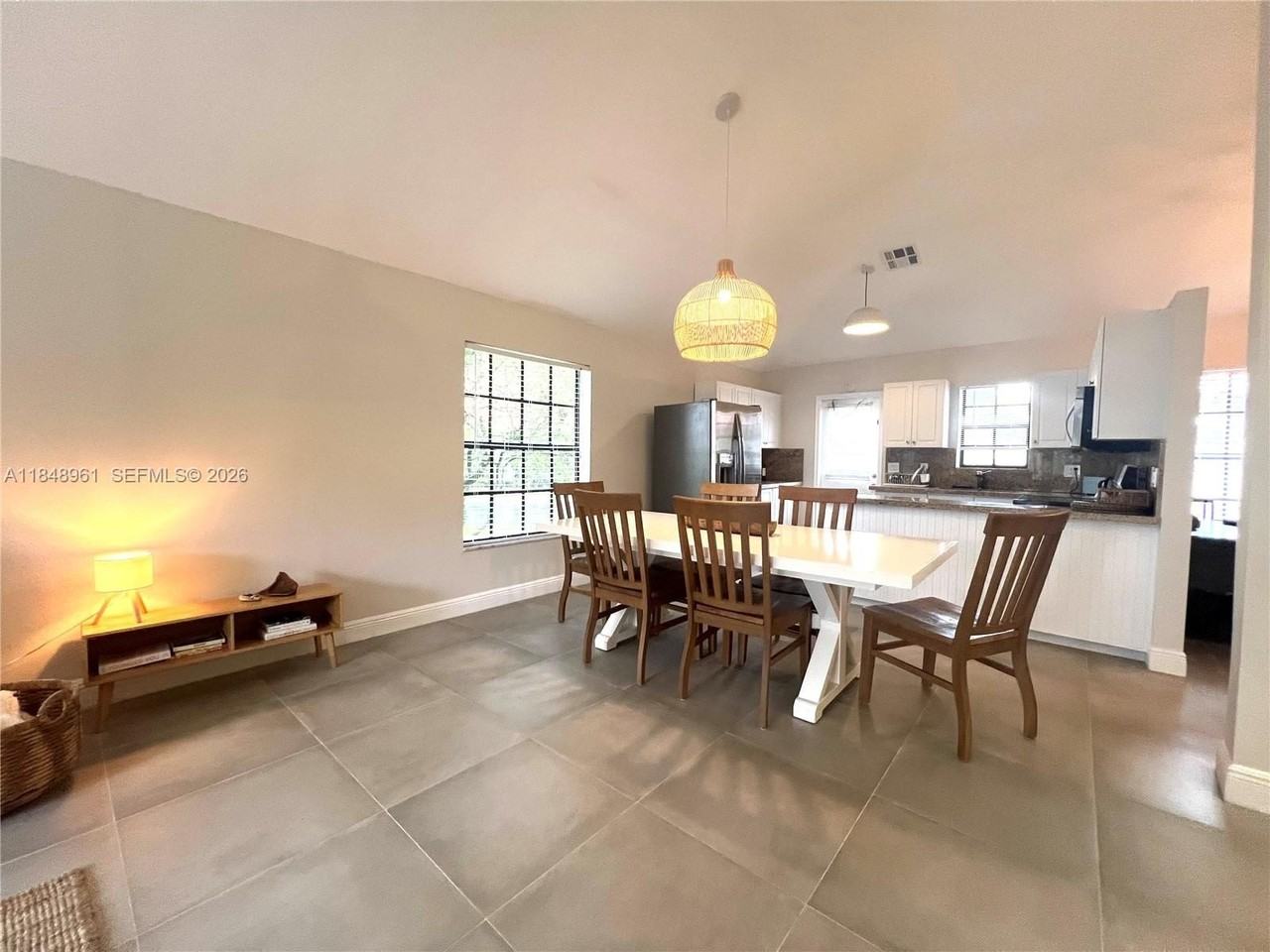 13473 Fountain View Blvd #1 - Photo 3 of 31