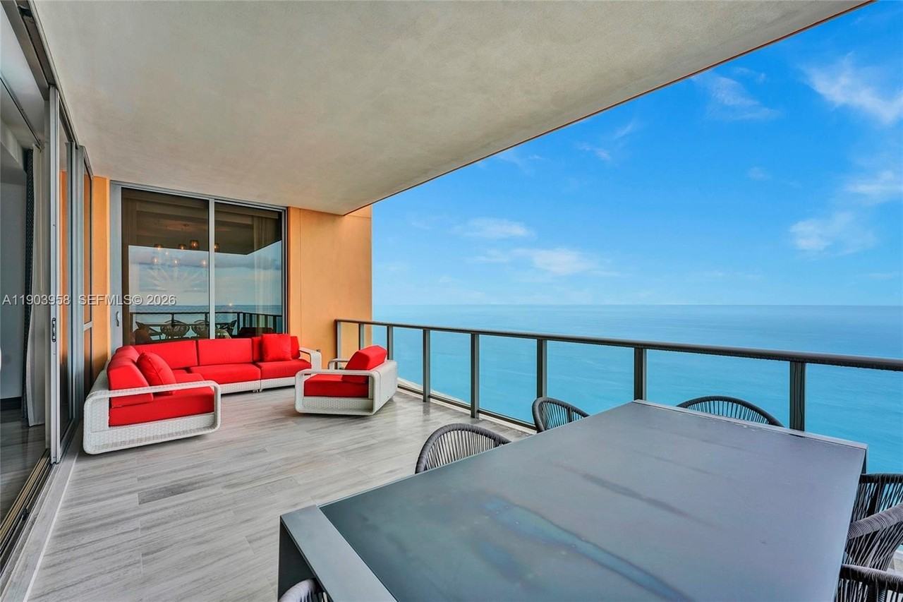 17749 Collins Ave #1402 - Photo 7 of 50