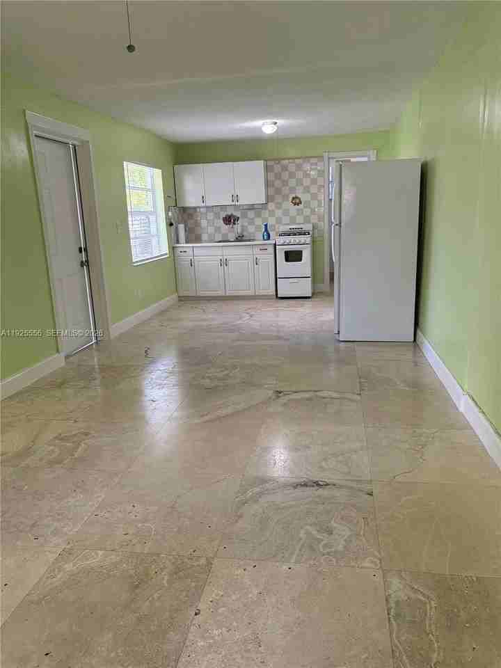 13330 Sw 79th St #1 - Photo 2 of 11