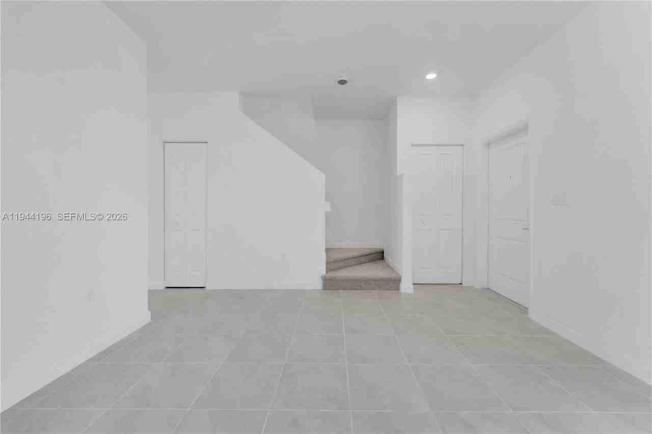 12168 Sw 268th Ln - Photo 3 of 27
