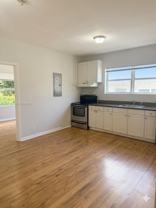 576 Ne 63rd St #8 - Photo 1 of 1