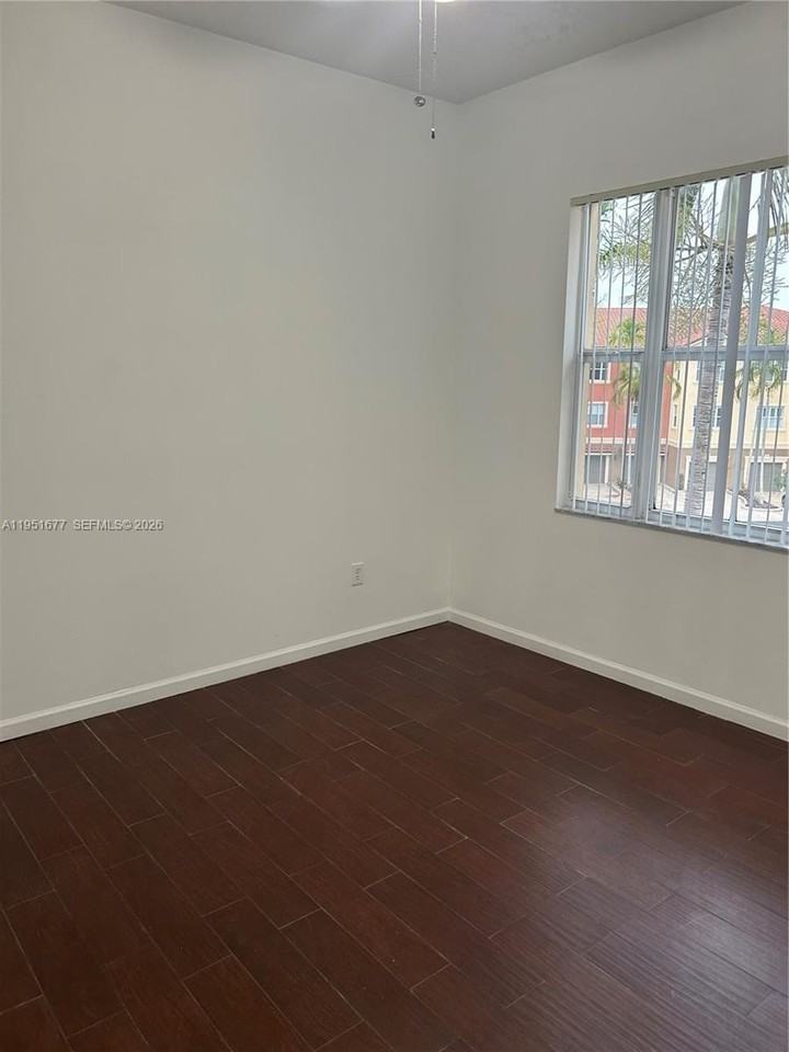 4508 Sw 160th Ave #732 - Photo 7 of 14