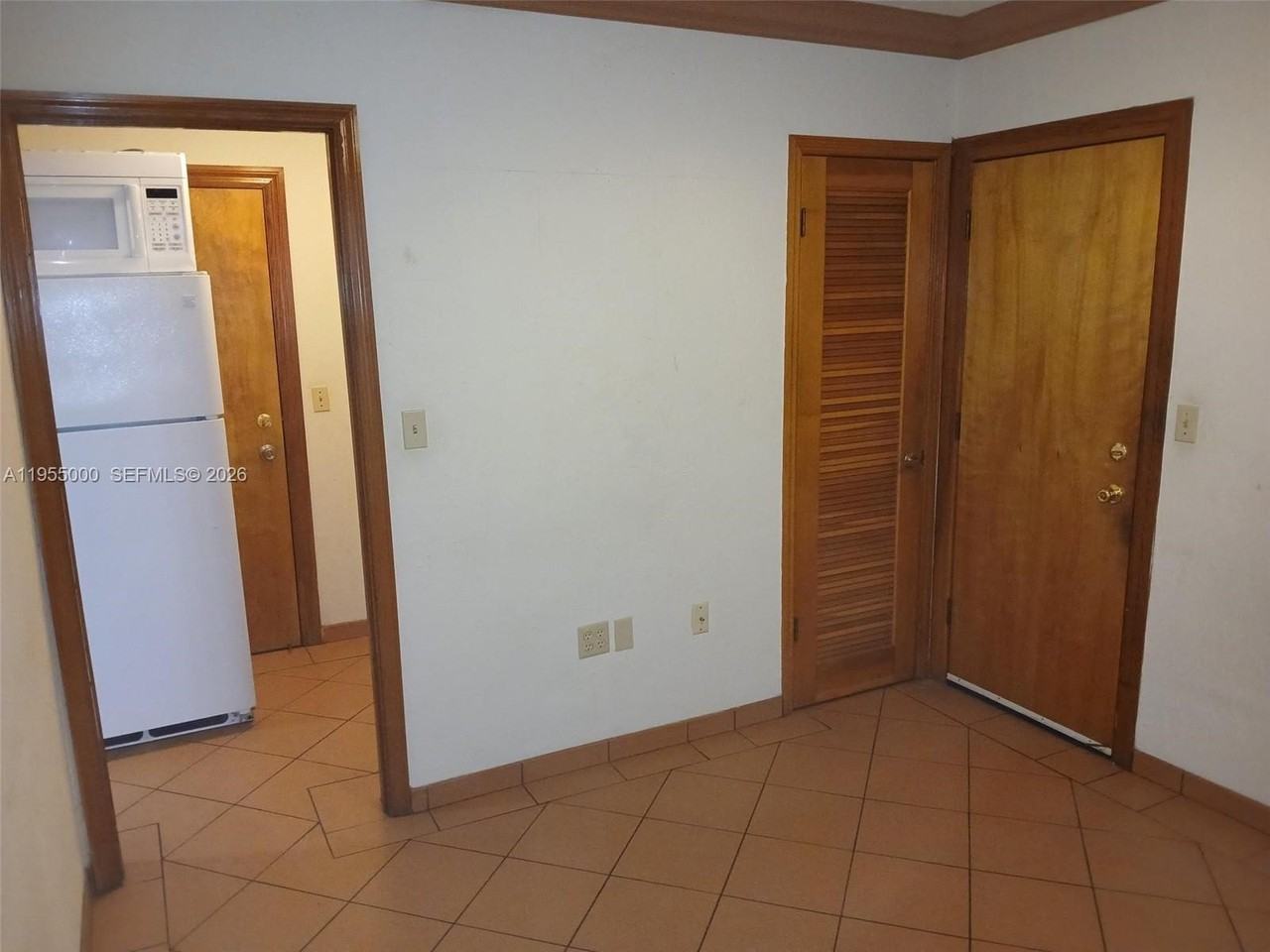 3127 Coral Way #1 - Photo 4 of 21