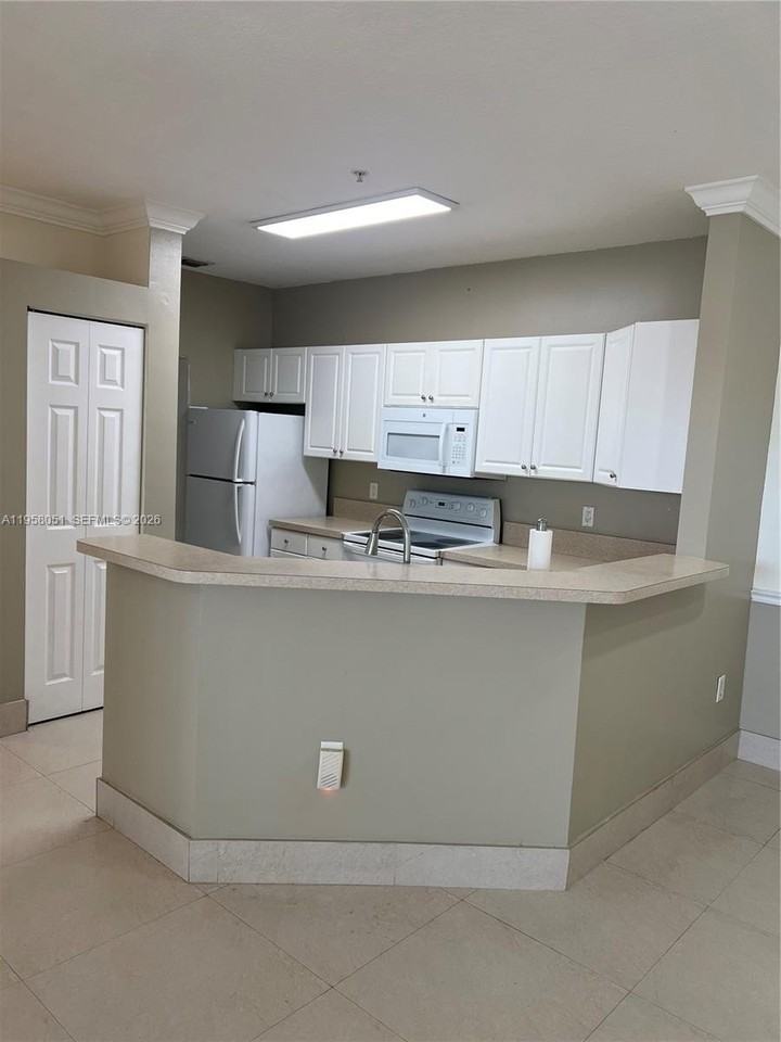 4700 Sw 160th Ave #417 - Photo 2 of 11
