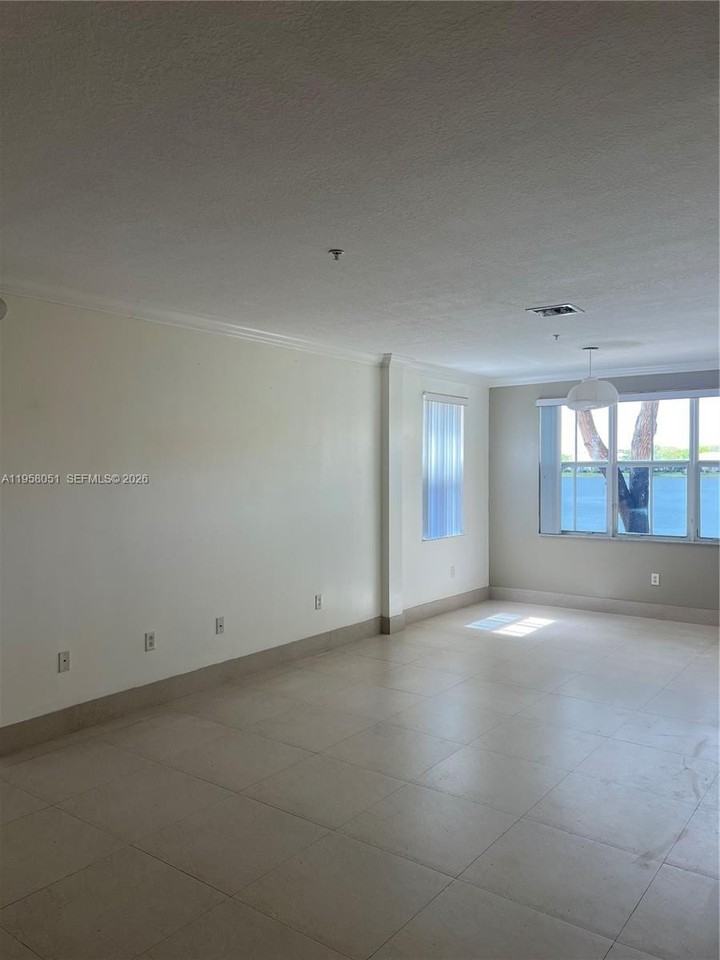4700 Sw 160th Ave #417 - Photo 4 of 11