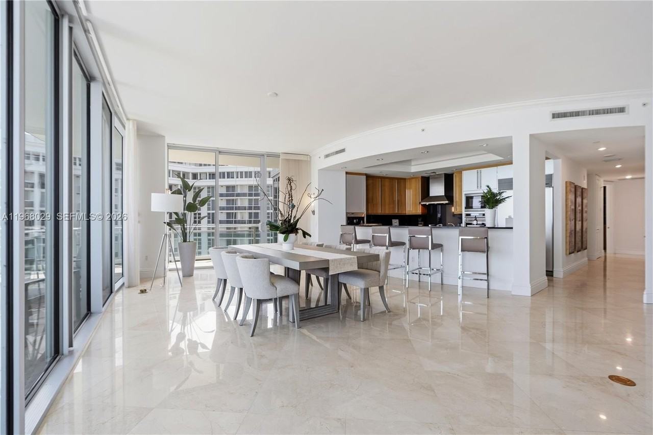 10295 Collins Ave #801 - Photo 4 of 46