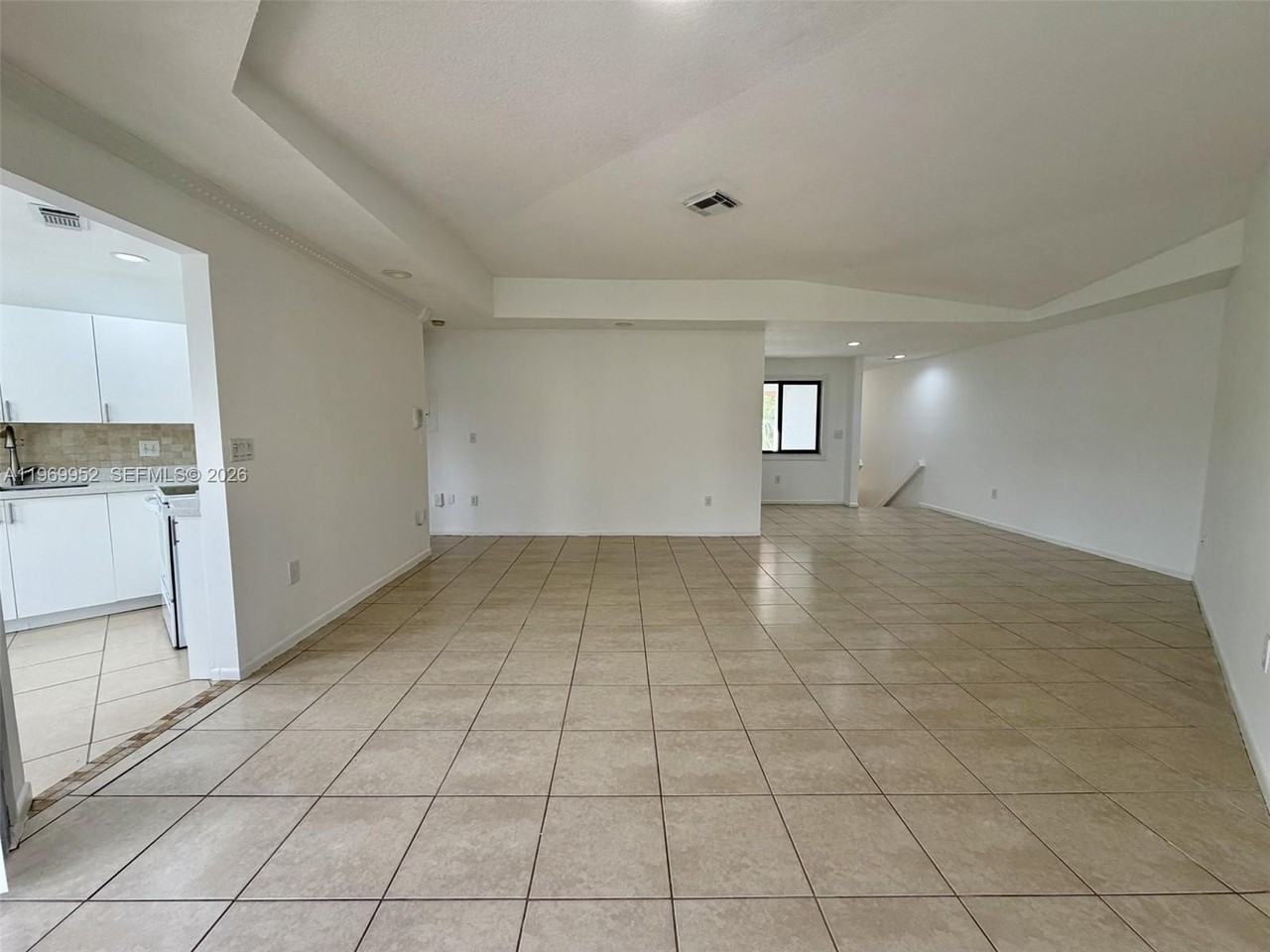 9658 Sw 138th Ave #9658 - Photo 5 of 20