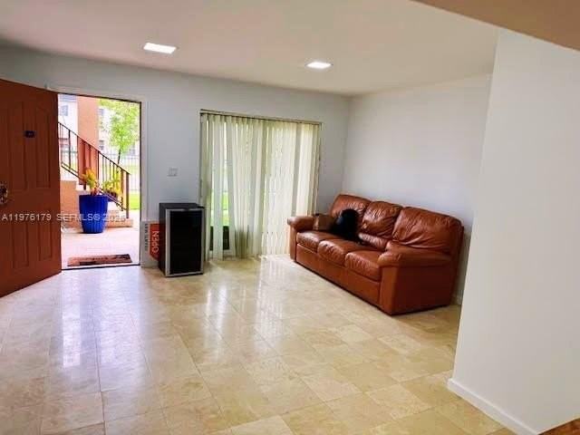 1250 Ne 119th St #2A - Photo 2 of 10