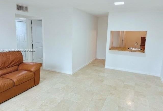 1250 Ne 119th St #2A - Photo 4 of 10