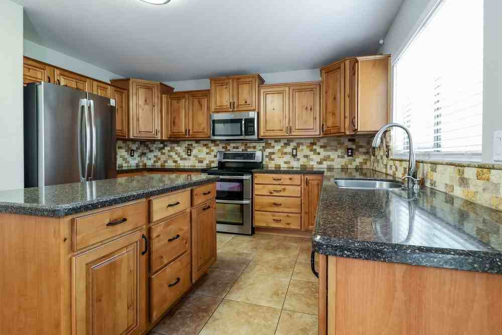 3802 N 104th Ave - Photo 7 of 17