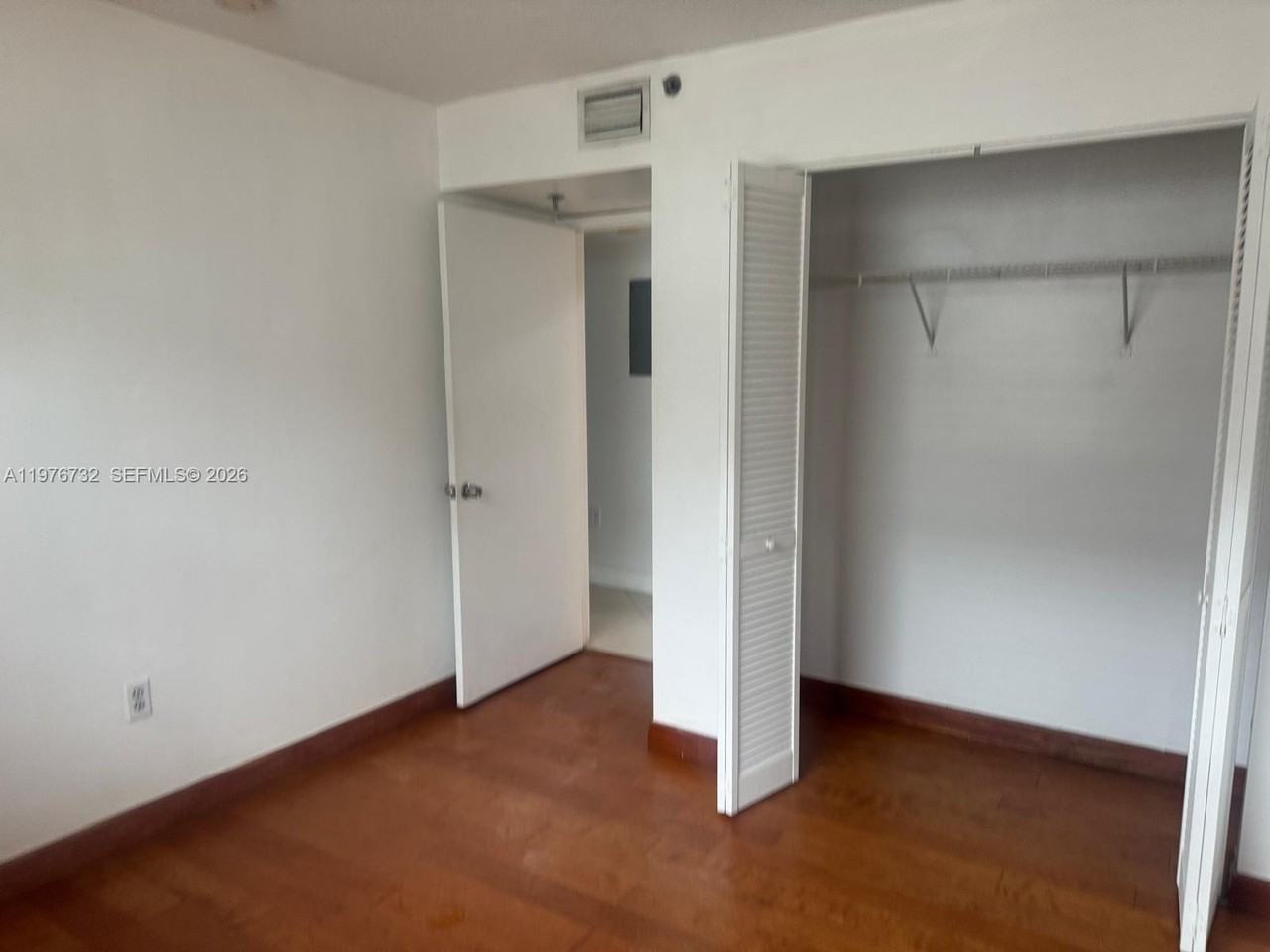 104 Sw 9th St #1403 - Photo 7 of 14