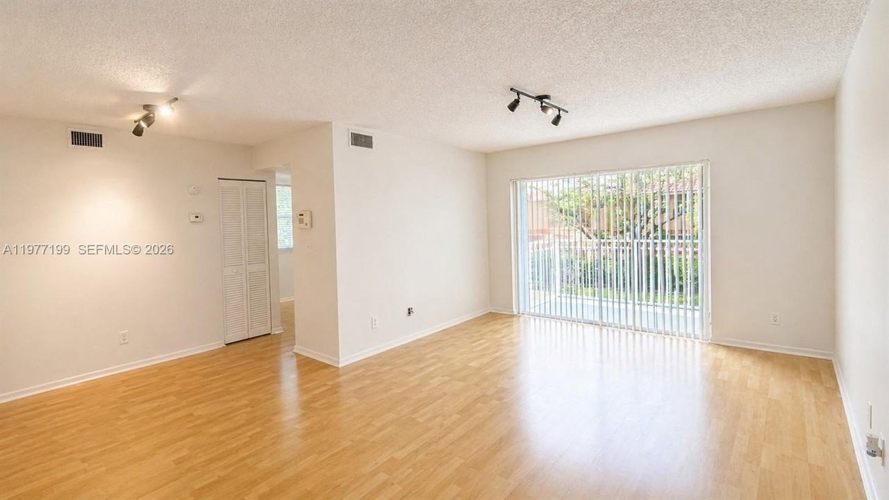 11216 Sw 12th St #203 - Photo 4 of 14