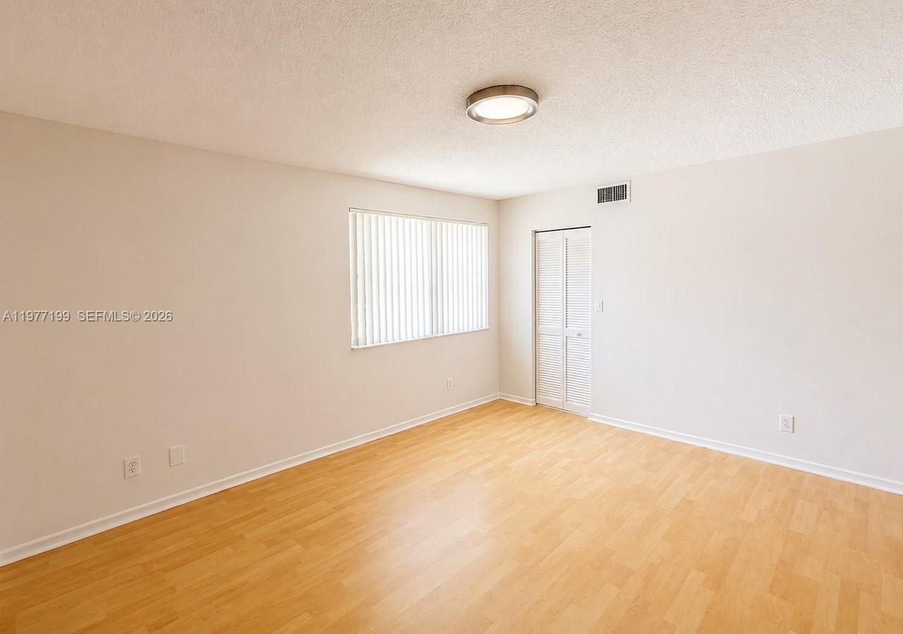 11216 Sw 12th St #203 - Photo 6 of 14