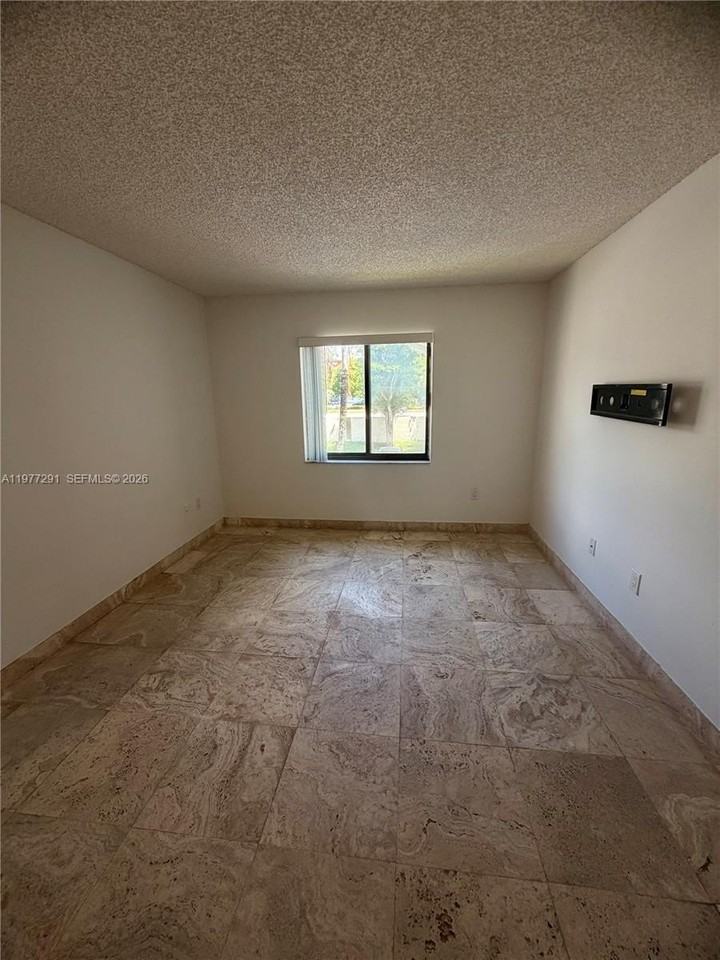 8811 Sw 123rd Ct #203-1 - Photo 4 of 27