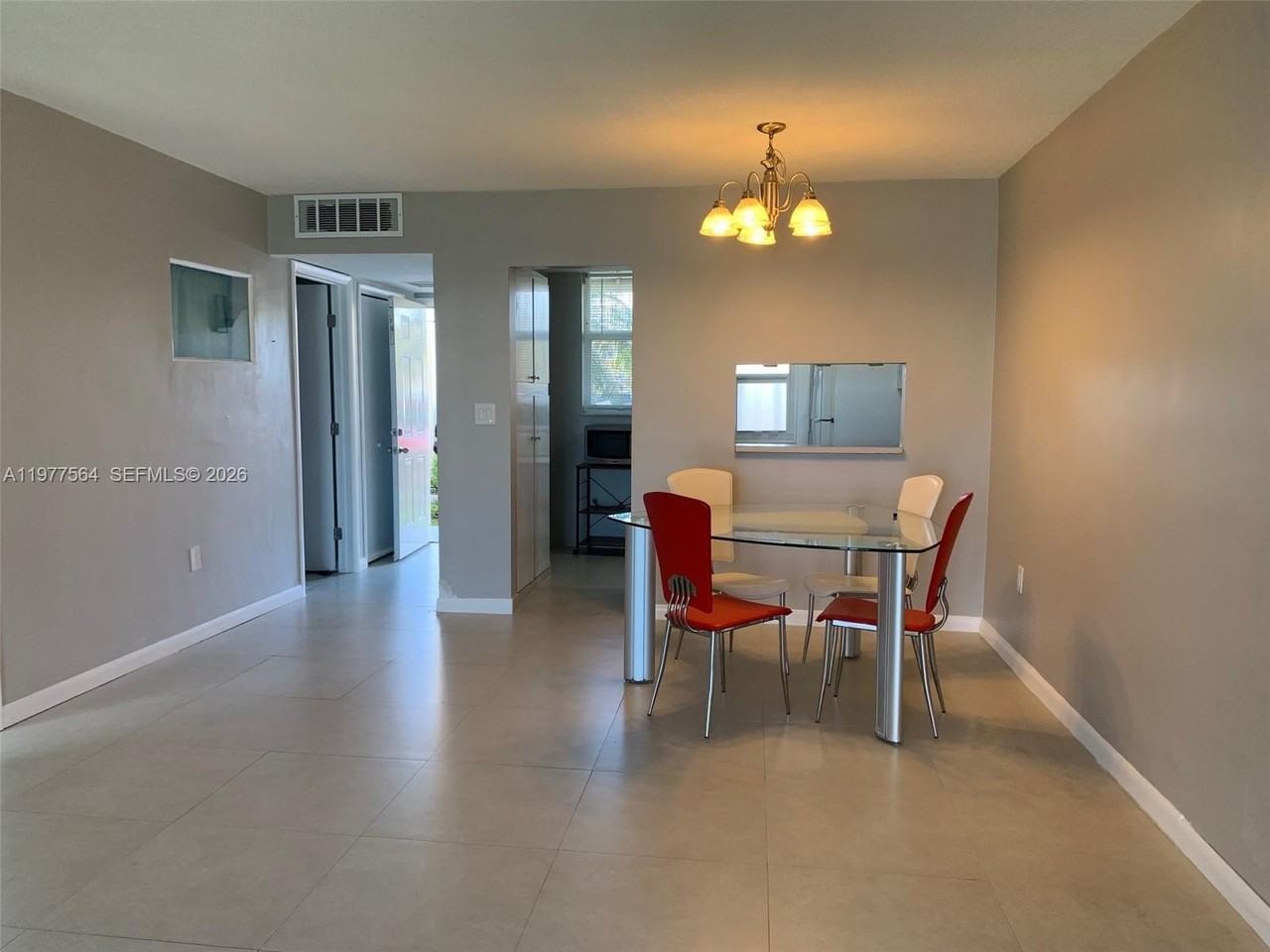 3010 Marcos Dr #R105 - Photo 4 of 28