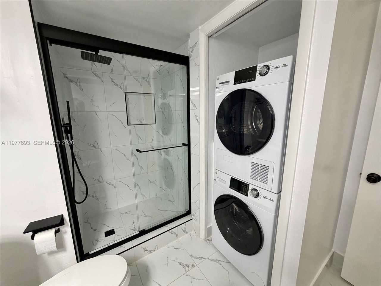 16481 Blatt Blvd #102 - Photo 6 of 19