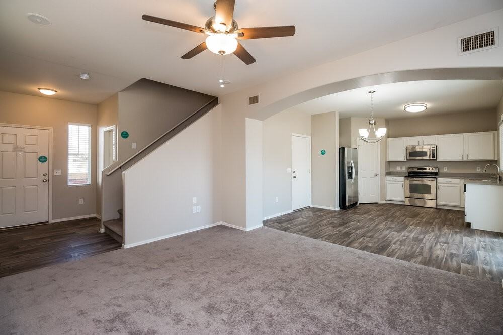 1306 S 119th Dr - Photo 3 of 14