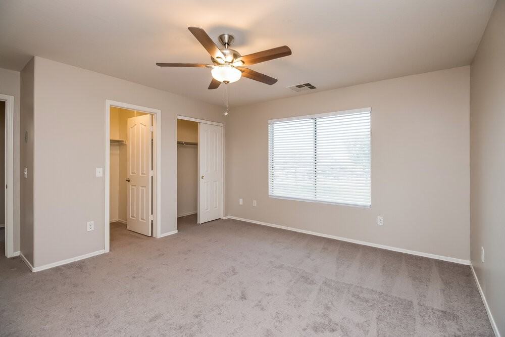 1306 S 119th Dr - Photo 7 of 14