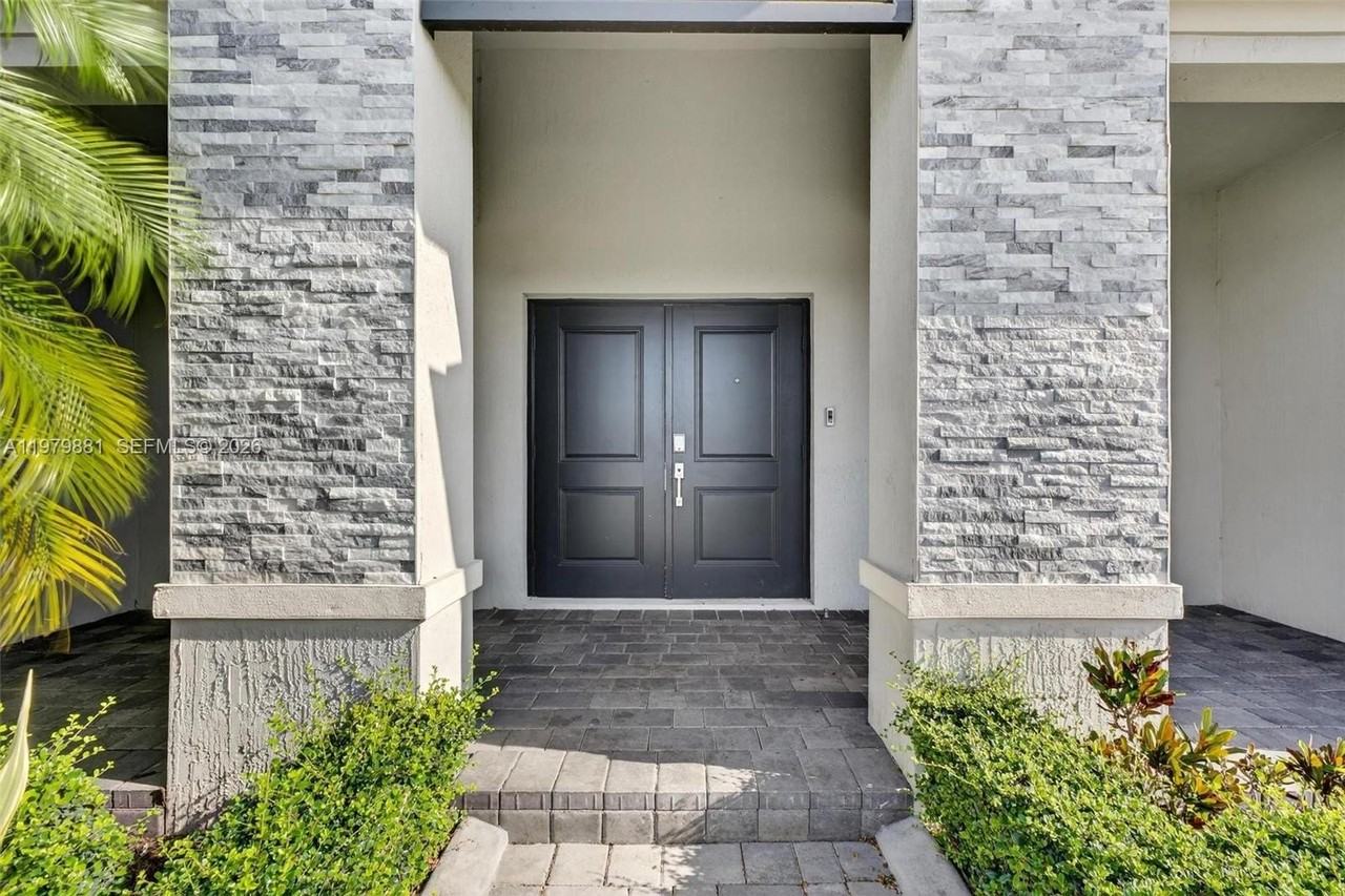 16767 Sw 290th Ln #2 - Photo 7 of 18