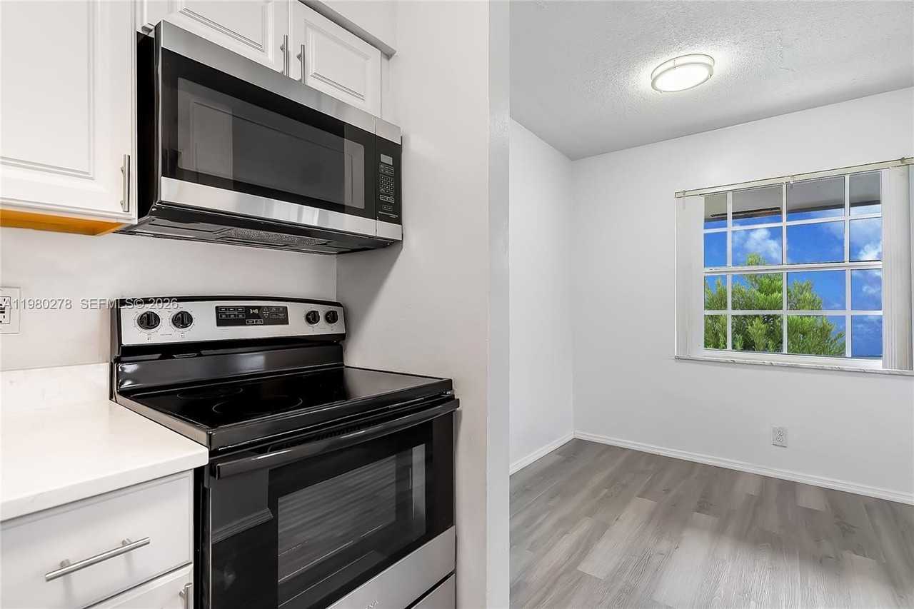 2327 Nw 52nd Ct #2327 - Photo 3 of 30