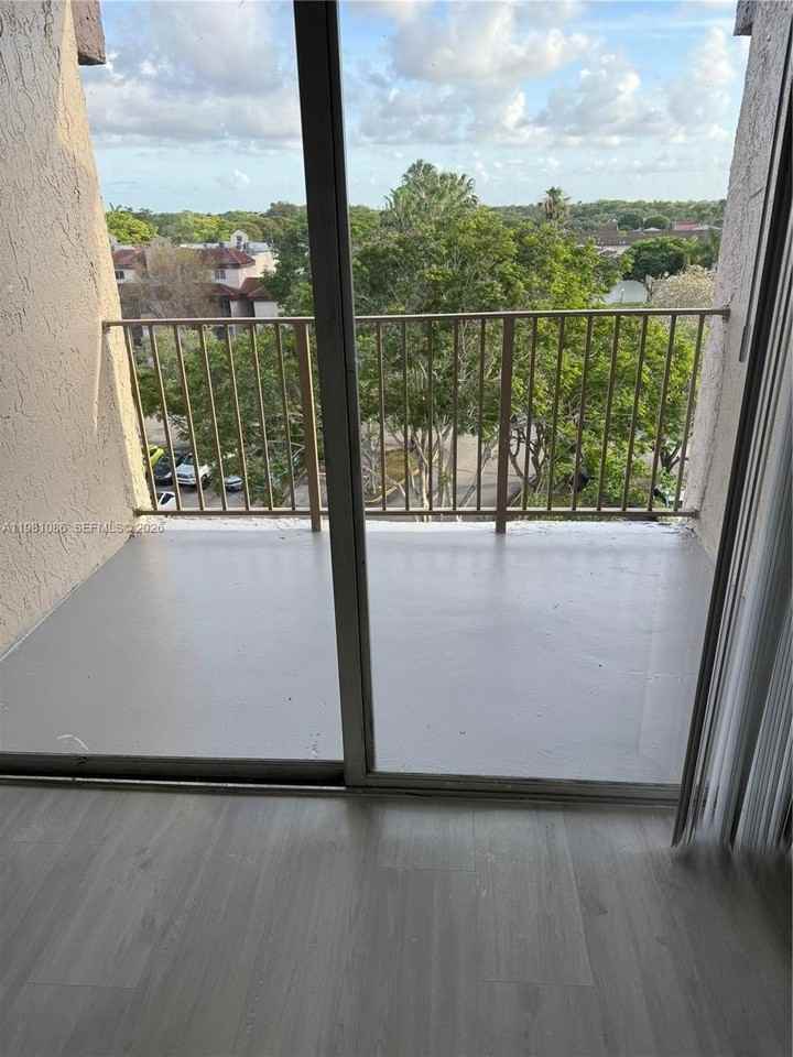 15231 Sw 80th St #615 - Photo 4 of 11