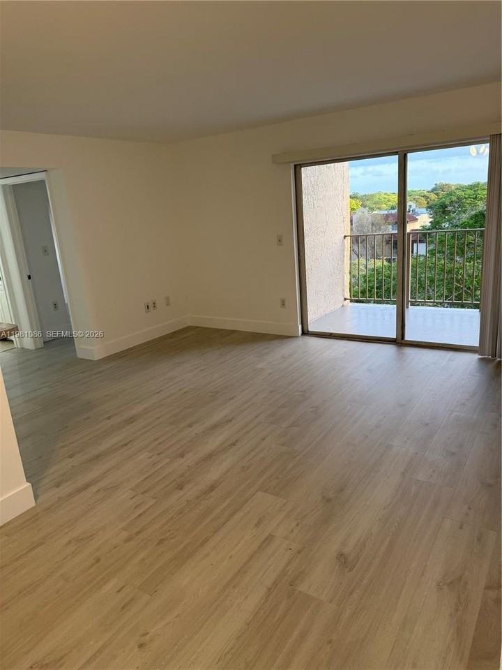 15231 Sw 80th St #615 - Photo 5 of 11