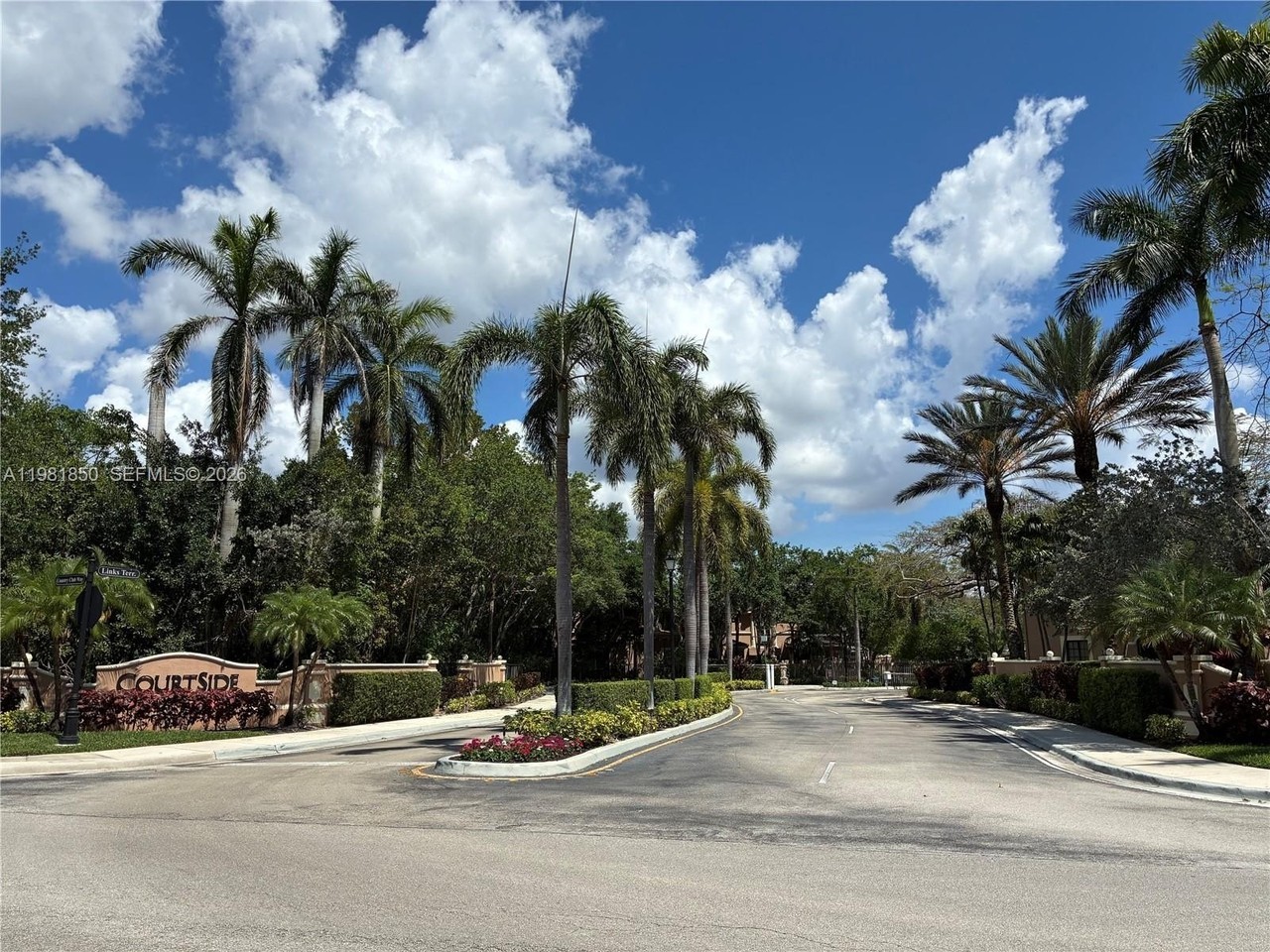 2757 Center Court Dr #1-20