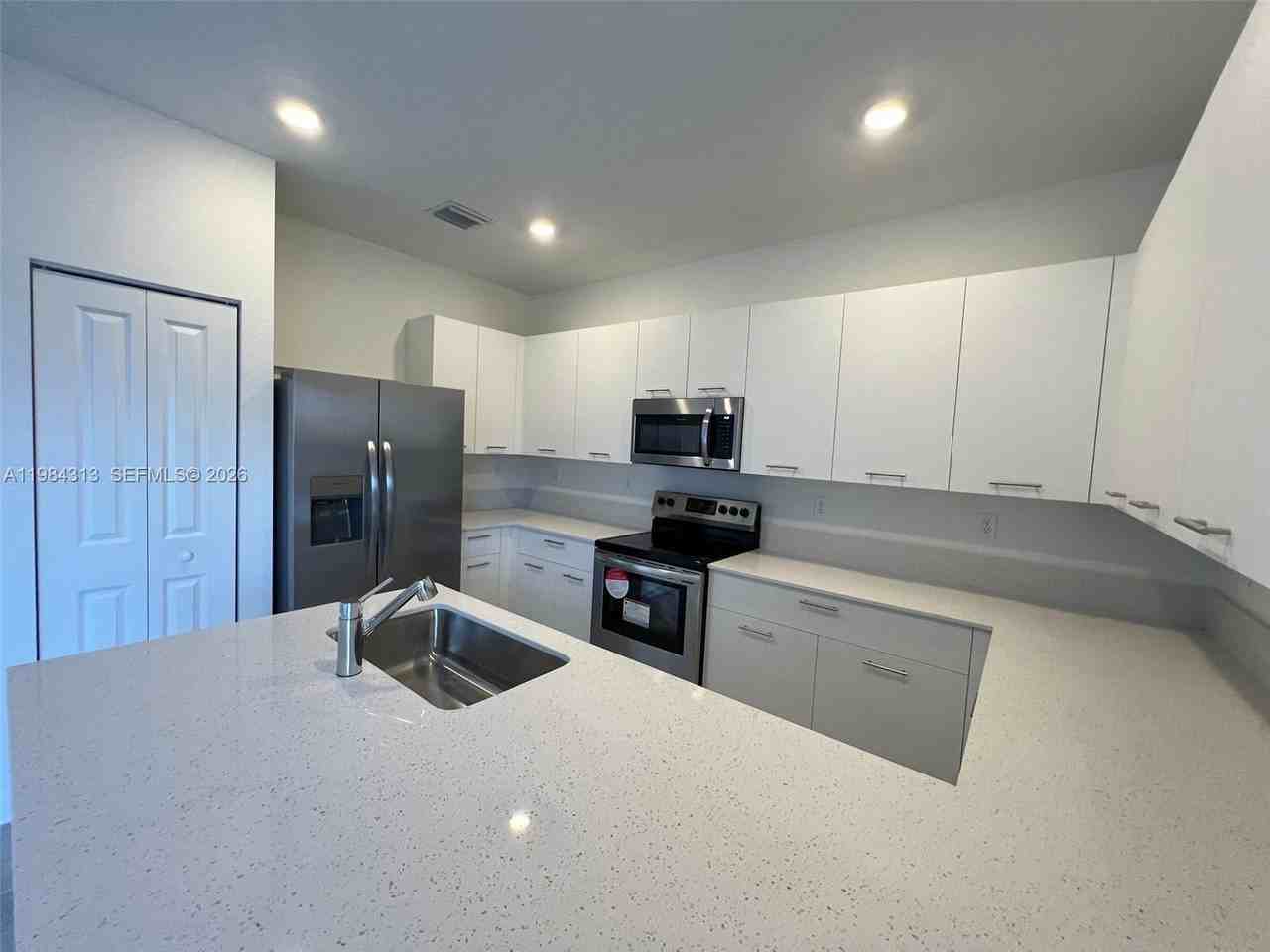 2377 Nw 122nd Ter #2377 - Photo 5 of 23